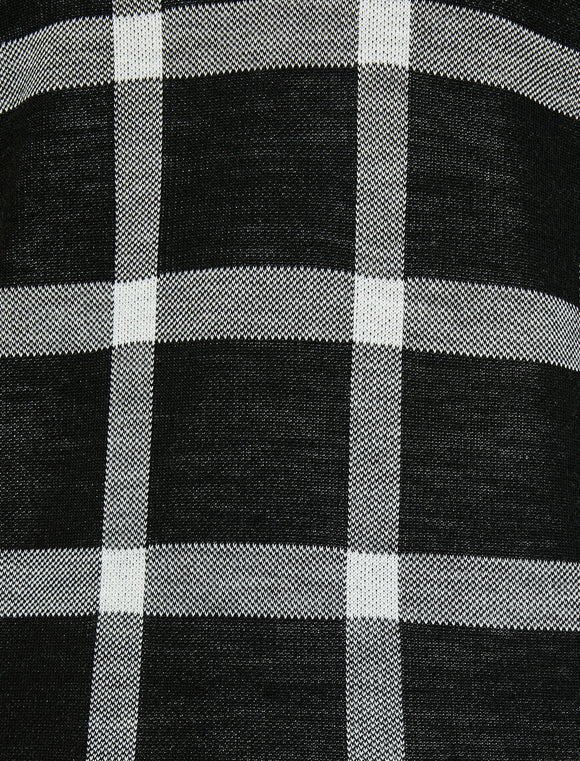 17415 Black Check Jumper