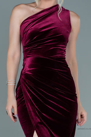 30092 Burgundy One Shoulder Slit Velvet Dress