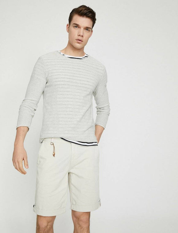 9796 Ecru Pocket Detailed Short