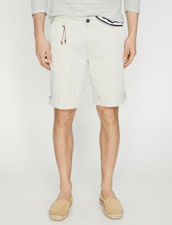 9796 Ecru Pocket Detailed Short