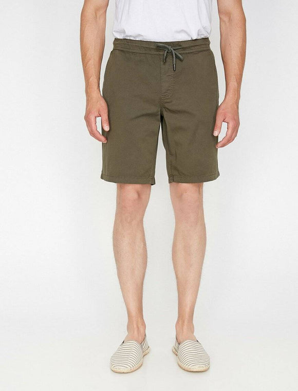 9804 Olive Tie Waist Short