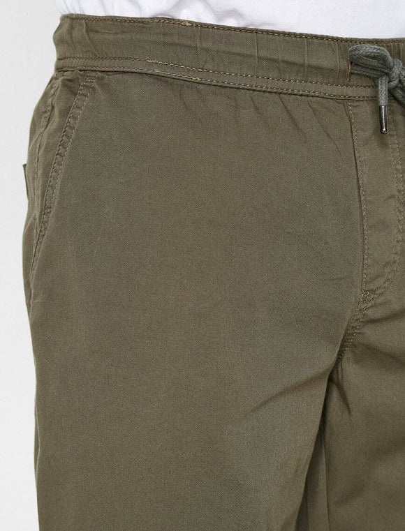 9804 Olive Tie Waist Short
