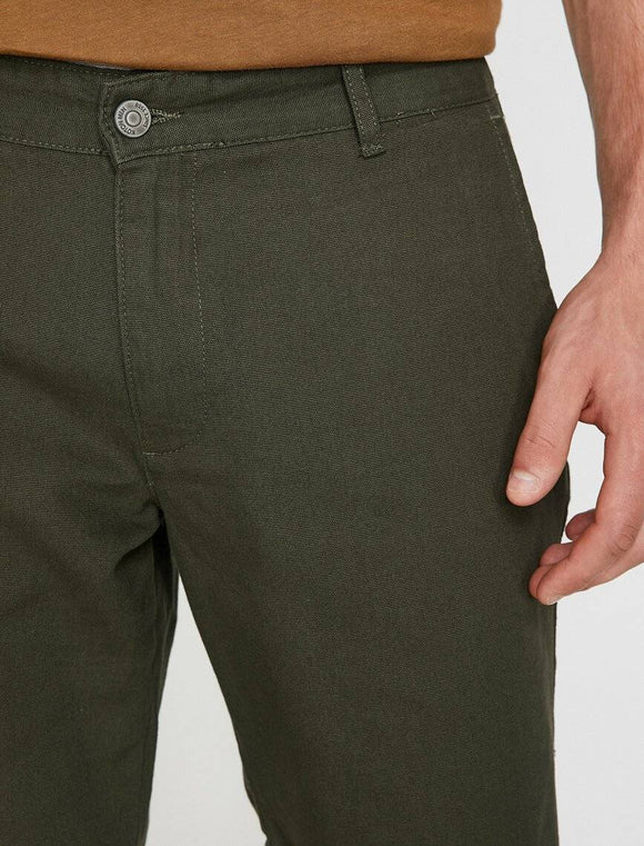 9805 Khaki Pocket Detailed Short