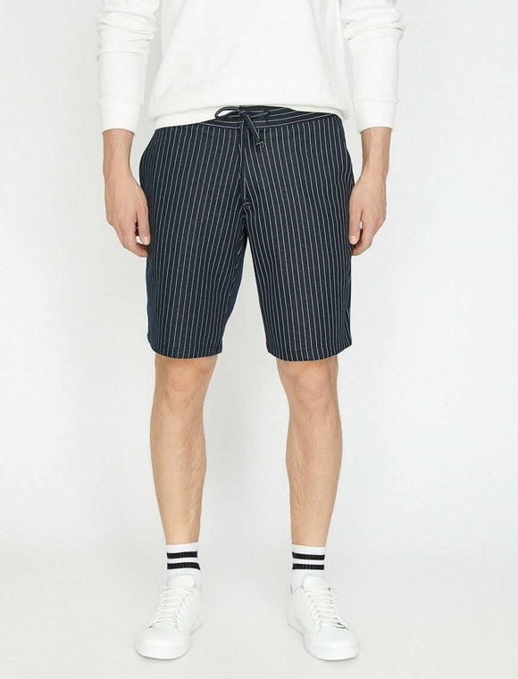 9813 Navy Tie Waist Short