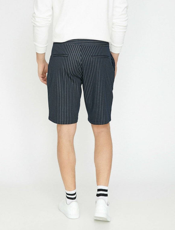 9813 Navy Tie Waist Short