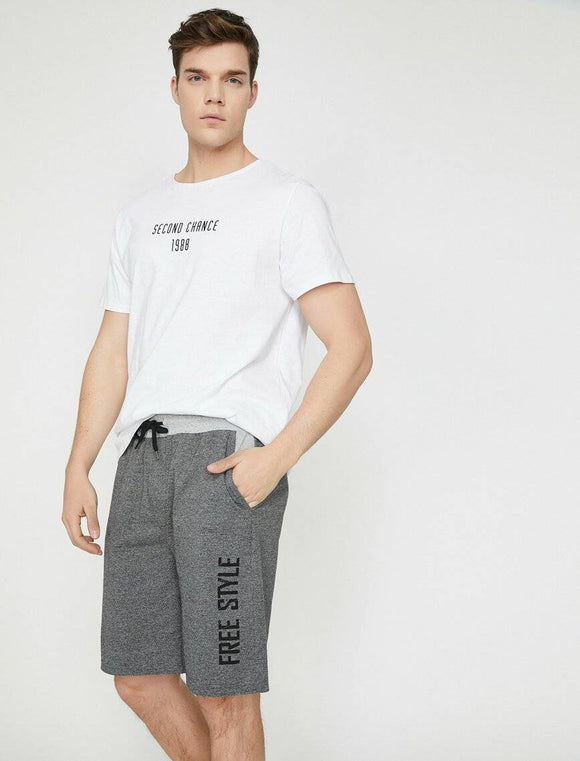 9847 Grey Pocket Detailed Short