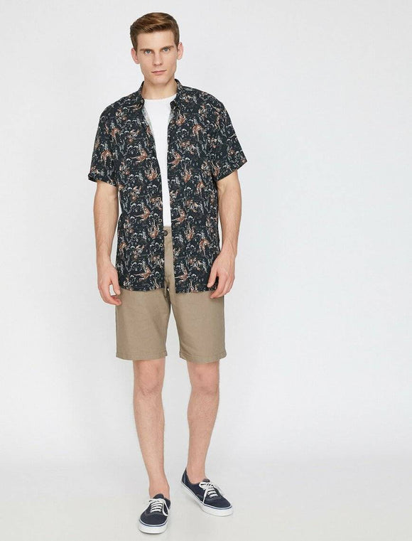 9873 Beige Pocket Detailed Short
