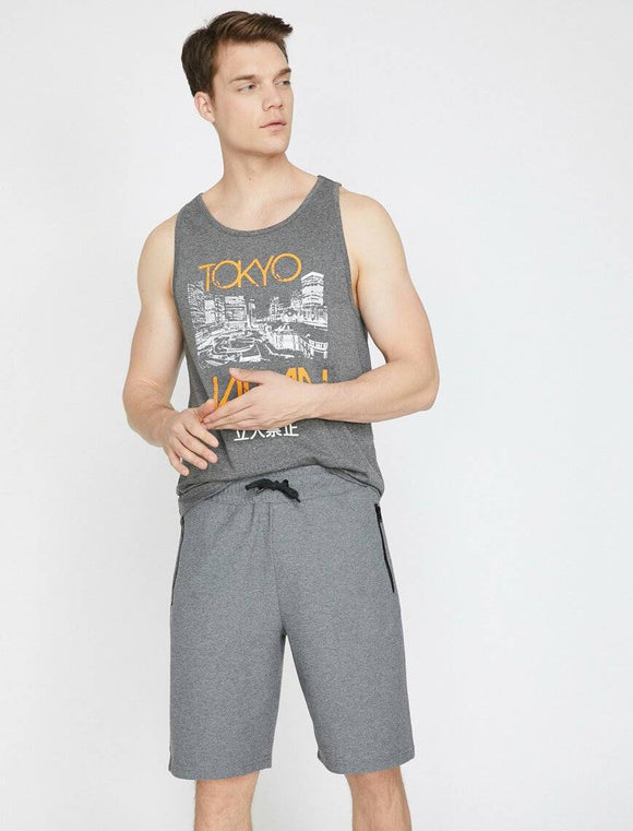 9886 Grey Pocket Detailed Short