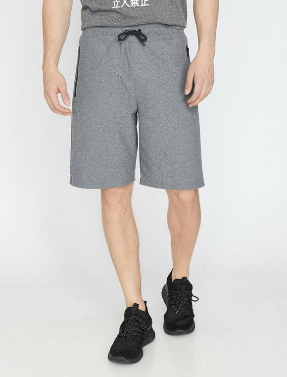 9886 Grey Pocket Detailed Short