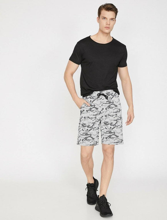 9901 Grey Pocket Detailed Short
