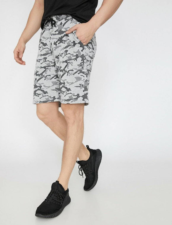 9901 Grey Pocket Detailed Short