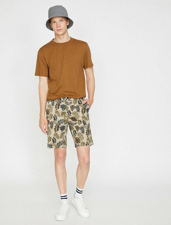 9907 Beige Patterned Short