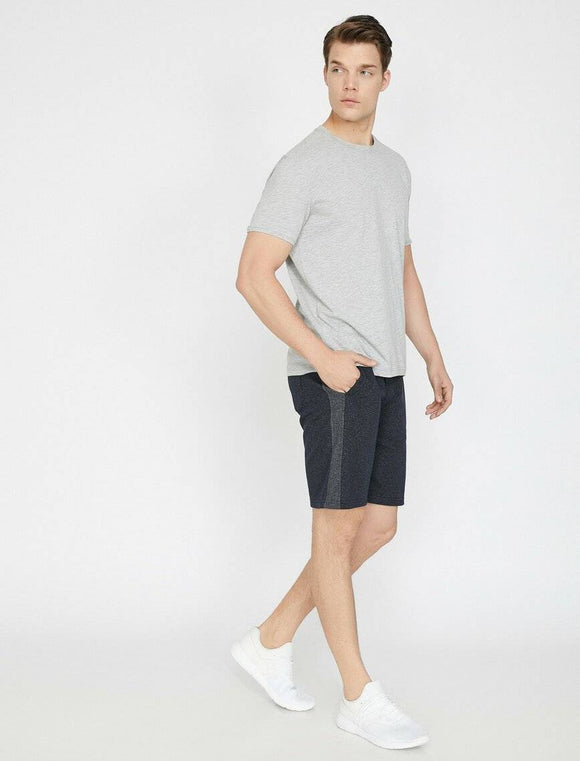 9910 Navy Patterned Short