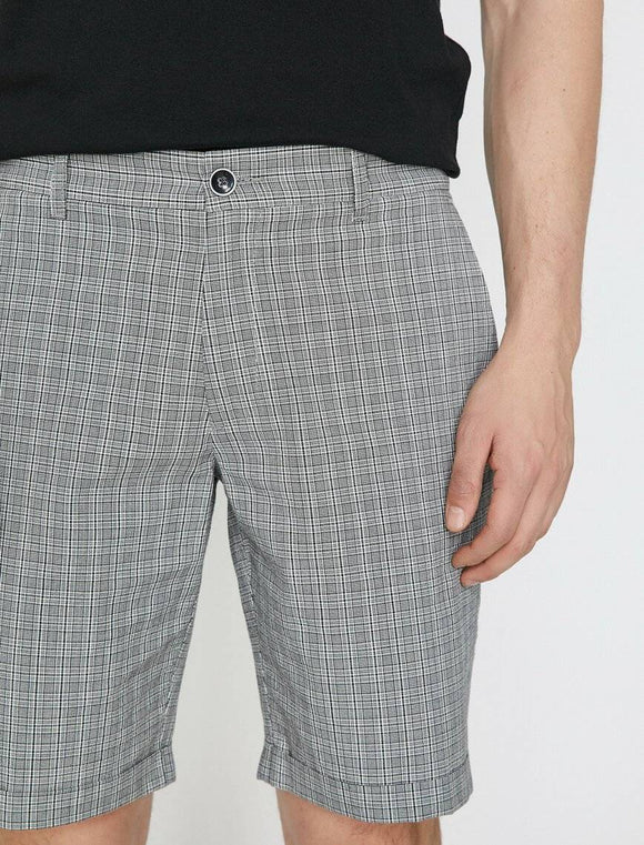 9912 Grey Pocket Detailed Short