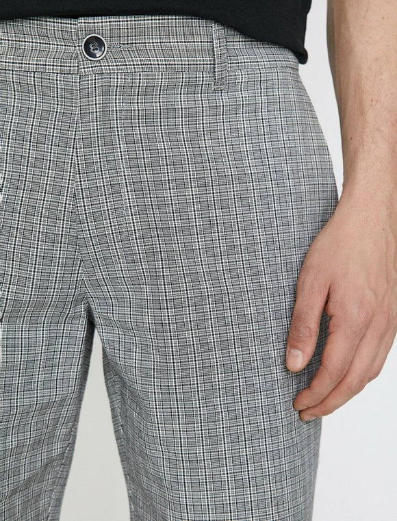 9912 Grey Pocket Detailed Short