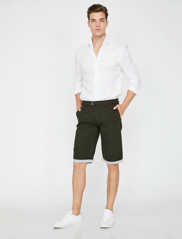 9917 Dark Green Pocket Detailed Short