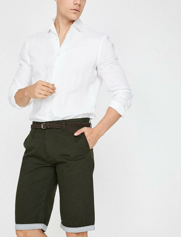 9917 Dark Green Pocket Detailed Short