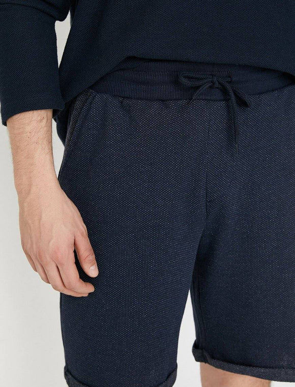 9921 Navy Pocket Detailed Short