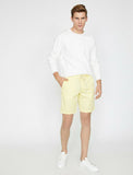 9922 Yellow Pocket Detailed Short