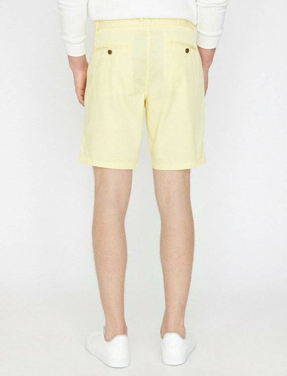 9922 Yellow Pocket Detailed Short