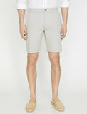 9931 White Pocket Detailed Short