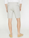 9931 White Pocket Detailed Short