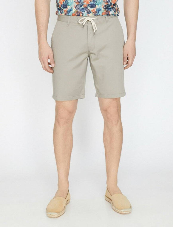 9948 Beige Pocket Detailed Short