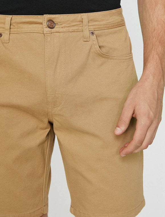 9953 Beige Pocket Detailed Short