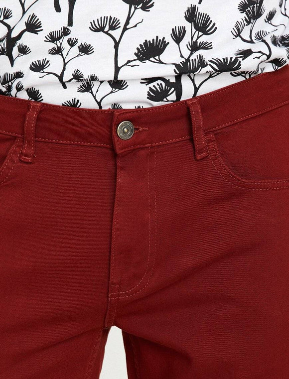 9967 Red Pocket Detailed Short