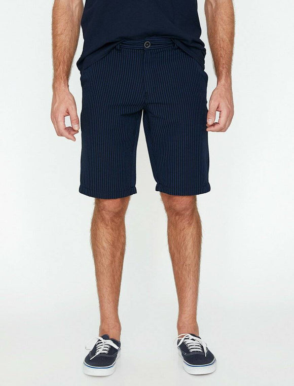 9973 Navy Pocket Detailed Short