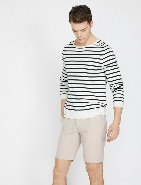 9998 Rose Pocket Detailed Short