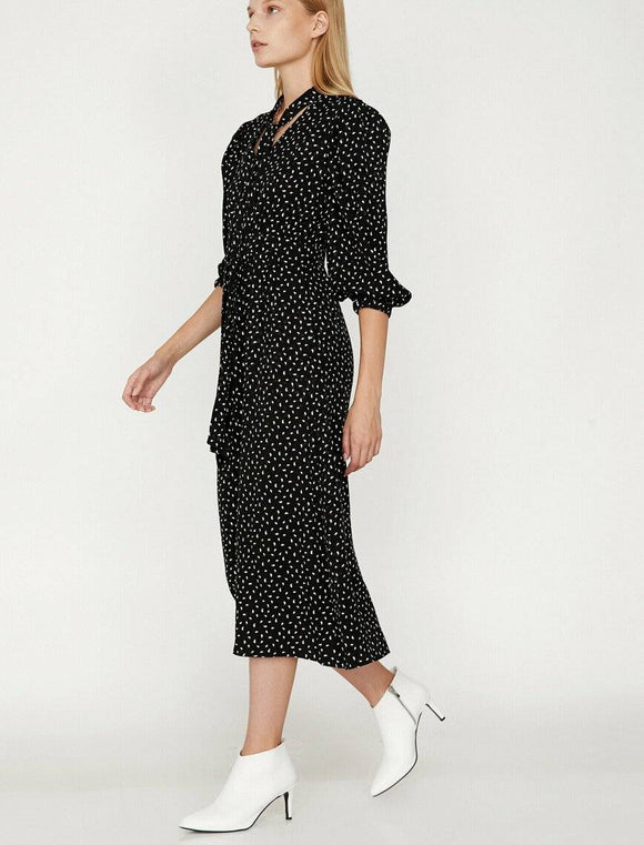20022 Printed Tie Neck Dress - Black